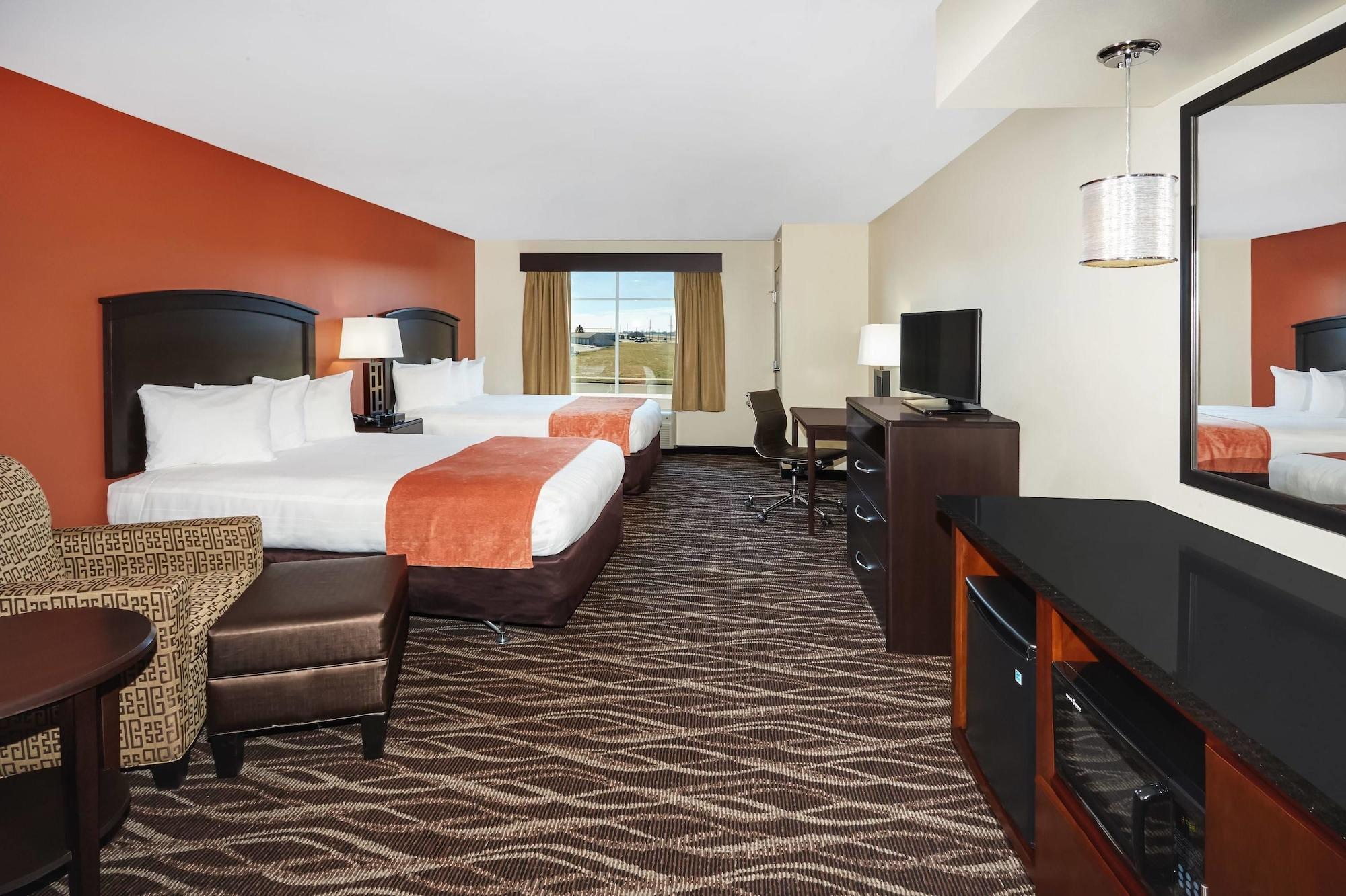 AmericInn by Wyndham Waupun Exterior foto